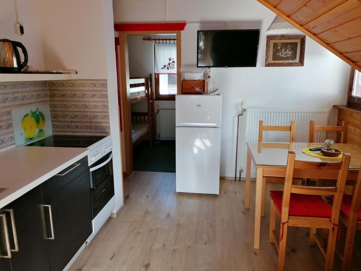 Apartments & Rooms Smucka Kranjska Gora Bagian luar foto