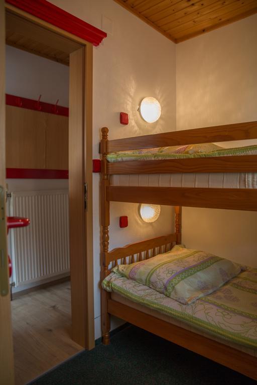 Apartments & Rooms Smucka Kranjska Gora Bagian luar foto