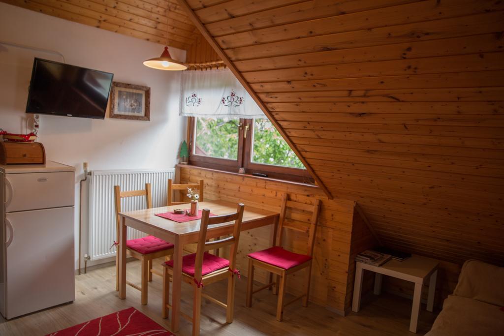 Apartments & Rooms Smucka Kranjska Gora Bagian luar foto