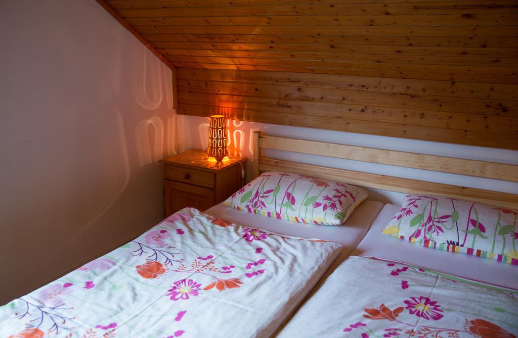 Apartments & Rooms Smucka Kranjska Gora Bagian luar foto